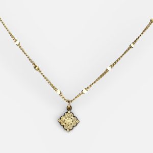 Collier Manille