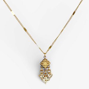 Collier Lindsay