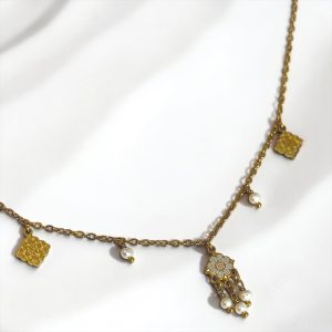 Collier Dehli perles