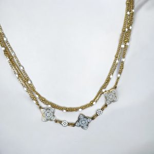 Collier Leslie